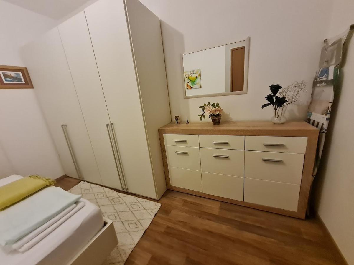 Apartments Bride'S Rock Baska Voda Exterior photo