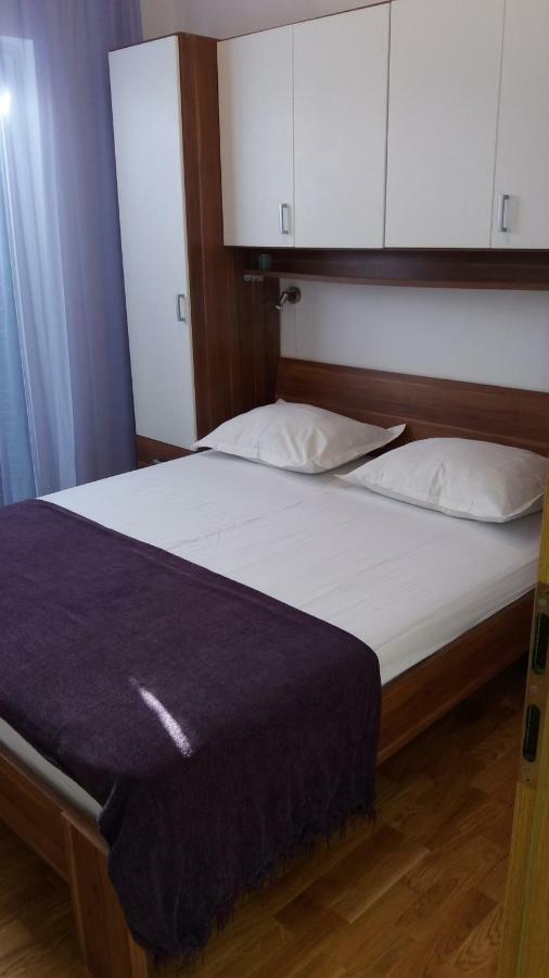 Apartments Bride'S Rock Baska Voda Exterior photo